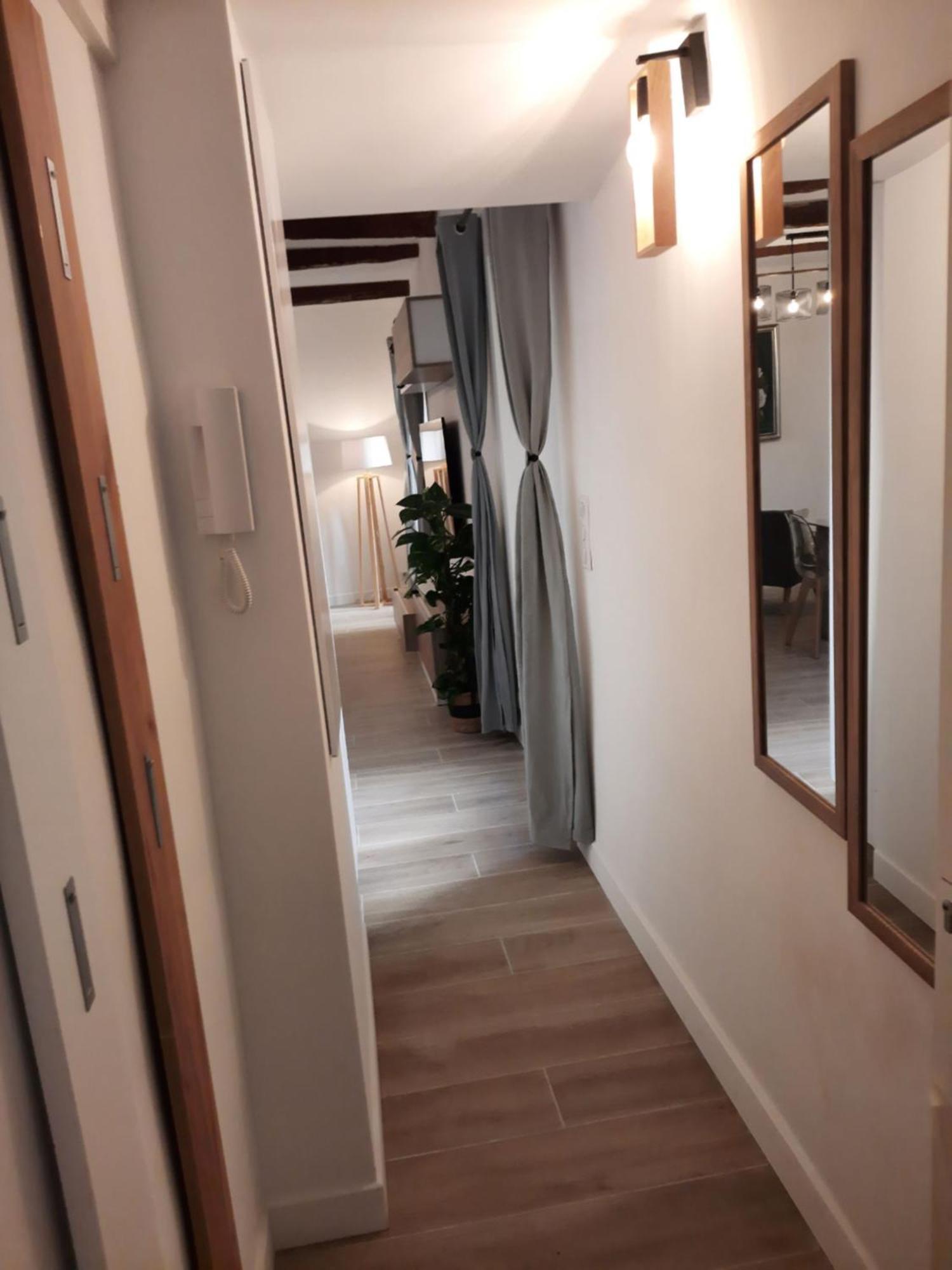 Beautiful Old Town Flat, Near The Beach Nice Bagian luar foto